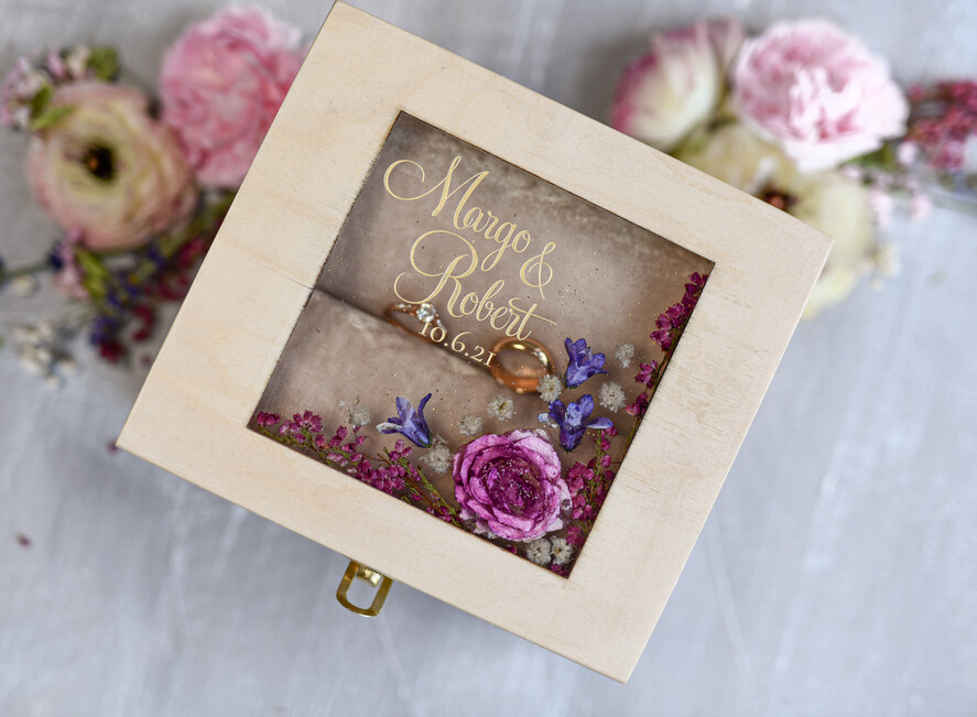 Pudełka Szkatułki na Obrączki szkatułki pudełeczko na obrączki ślubne wasze imiona i data0