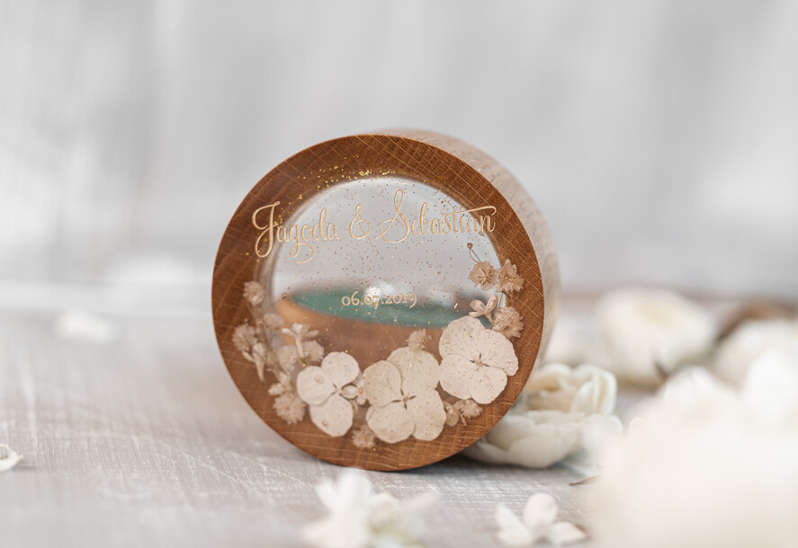 Pudełka Szkatułki na Obrączki szkatułki pudełko na obrączki ślubne wasze imiona i data  , pudełeczko na obraczki slubne z przeźroczystym wieczkiem13