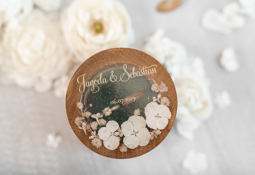 Pudełka Szkatułki na Obrączki szkatułki pudełko na obrączki ślubne wasze imiona i data  , pudełeczko na obraczki slubne z przeźroczystym wieczkiem0