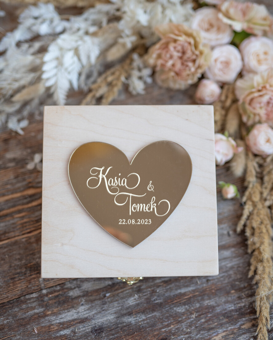 Pudełka Szkatułki na Obrączki szkatułki szkatułka na obrączki wasze imiona i data0