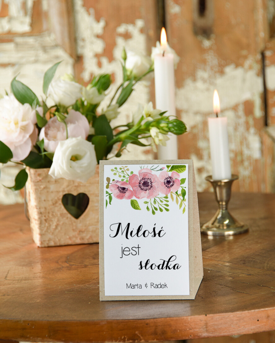 Numery na stół Rustykalne tabliczka z numerem stołu weselnego, inspirowane naturą w stylu rustykalnym0