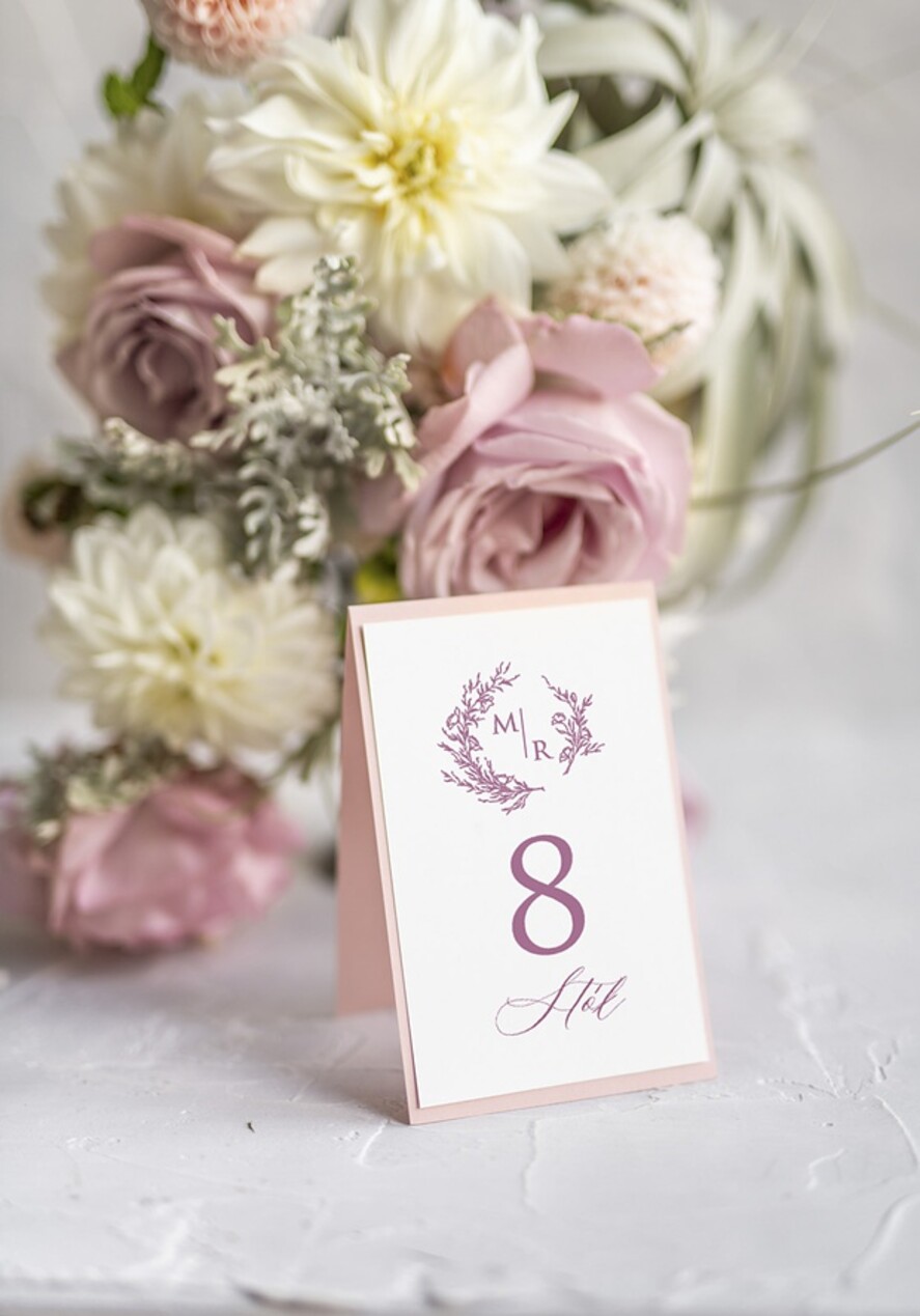 Numery na stół Rustykalne usadzenie gości numery na stół weselny, inspirowane naturą w stylu rustykalnym0