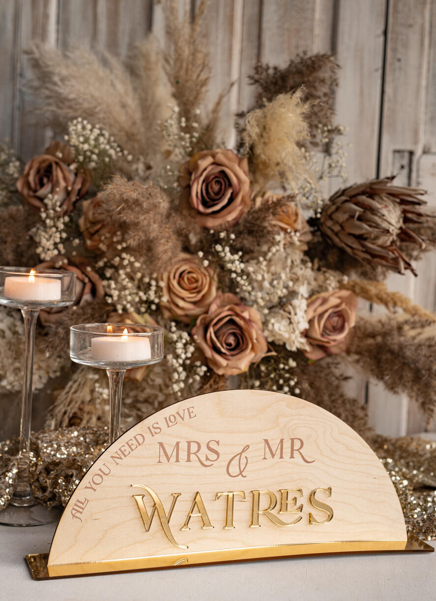 Numery na stół Rustykalne Stojak z numerkiem na stół Pary Młodej, tabliczka na stół Pary Mlodej, drewniana tabliczka na stół weselny rustykalna tabliczka Para Młoda6