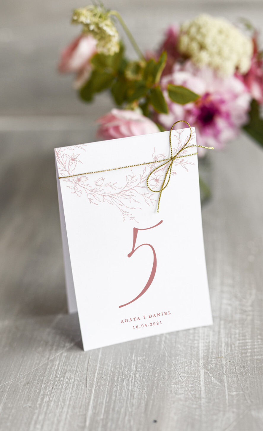 Numery na stół Rustykalne numery na stoły weselne, w stylu rustykalnym0