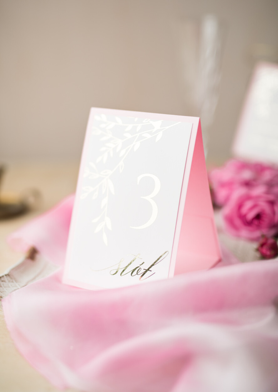 Numery na stół Glamour usadzenie gości numery na stół weselny, zlocone klasyczna elegancja1