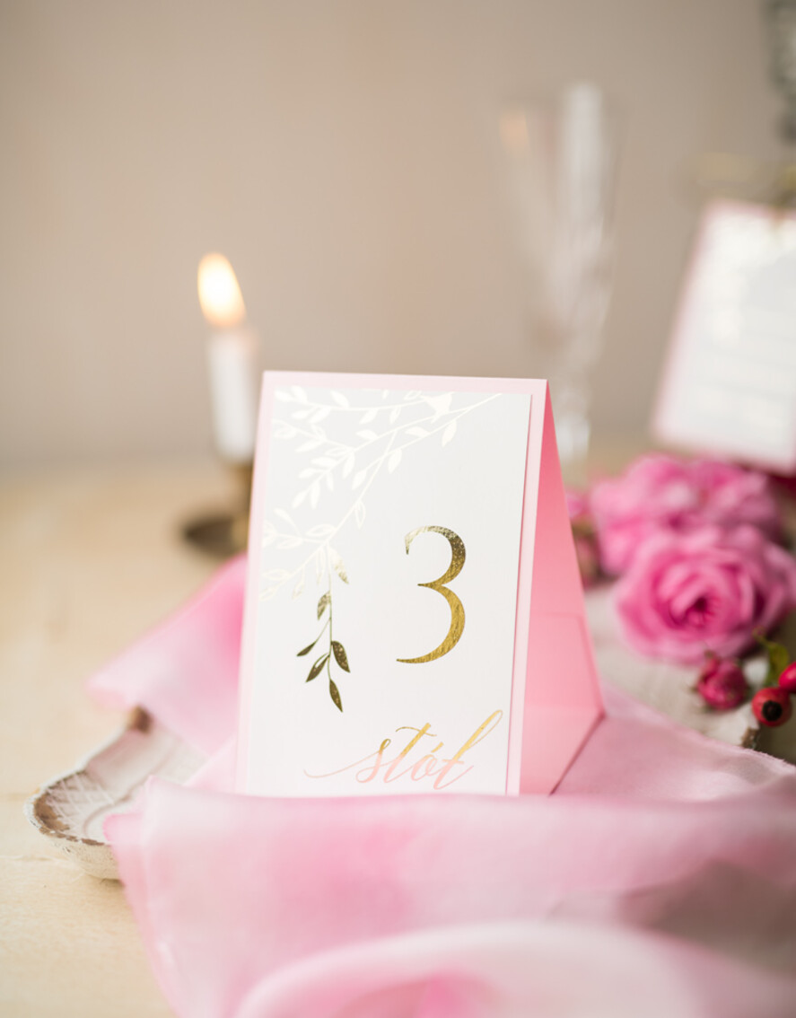 Numery na stół Glamour usadzenie gości numery na stół weselny, zlocone klasyczna elegancja2