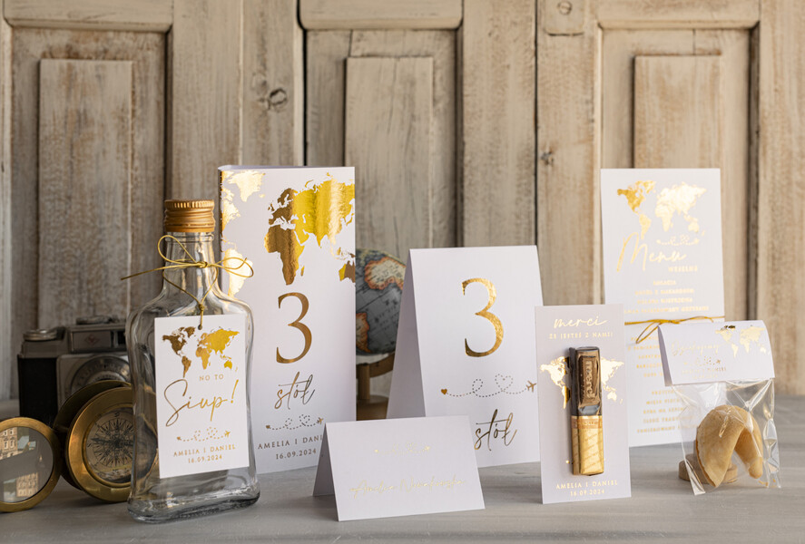 Winietki botaniczne podróżnicze  eleganckie winietki na stół weselny wizytówki ślubne, złote winietki z mapą świata, dekoracje stołów weselnych dla podróżników 10