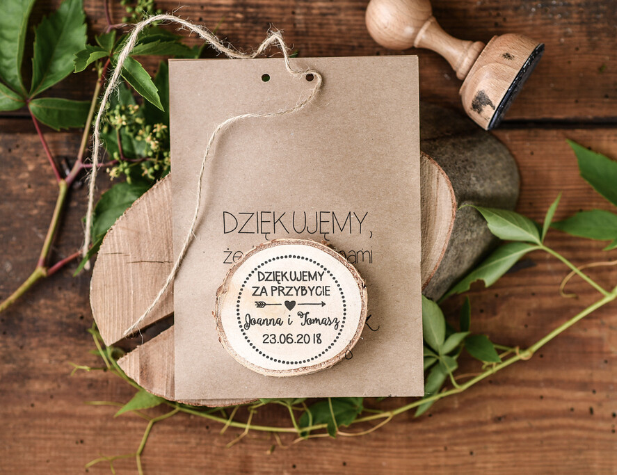 Podziękowania dla Gości Weselnych Magnesy breloki Zdrapki drewniany krążek podziękowania dla gości weselnych pieczątka magnesy rustykalne wesele0