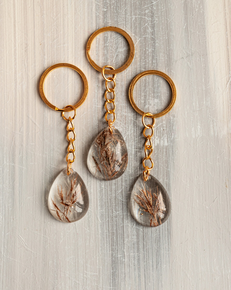 Podziękowania dla Gości Weselnych Magnesy breloki Zdrapki prezent dla gosci na weselu brelok do kluczy z zawieszką z żywicy, ręcznie robiony brelok do kluczy z żywicy, podziękowanie dla gości weselnych brelok z zatopionymi kwiatami w żywicy3