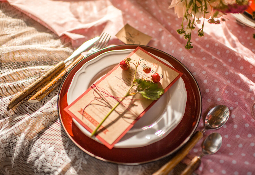 Menu rustykalne ślubne menu z planem podawania dań wesenych, rustykalne eko dowolona tresc2