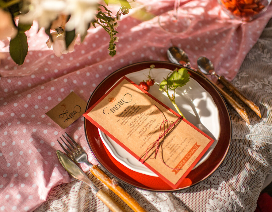 Menu rustykalne ślubne menu z planem podawania dań wesenych, rustykalne eko dowolona tresc4