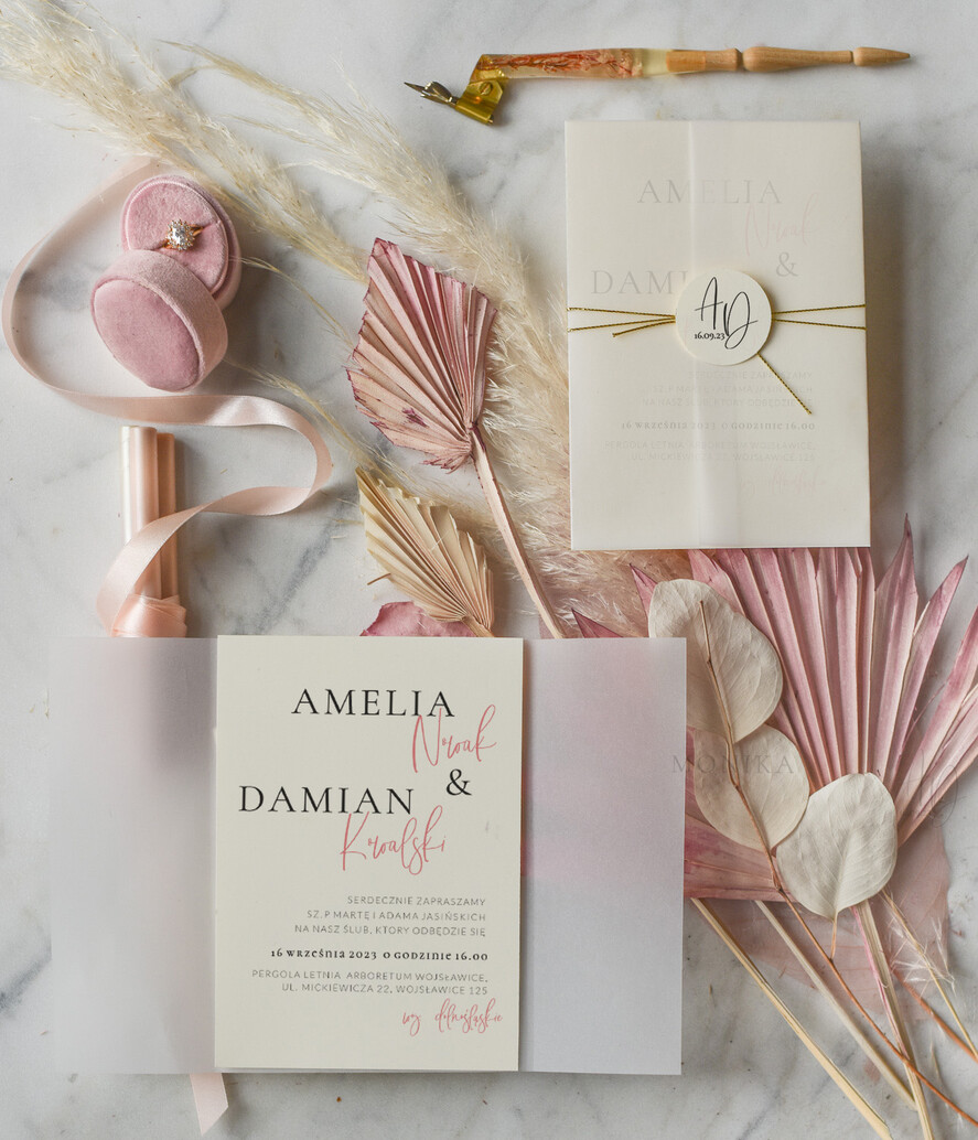 Zaproszenia ślubne Minimalistyczne Proste Różowe Zaproszenia Ślubne z Monogramem Minimalistyczne Zaproszenia na Ślub Delikatne Zaproszenie Ślubne3