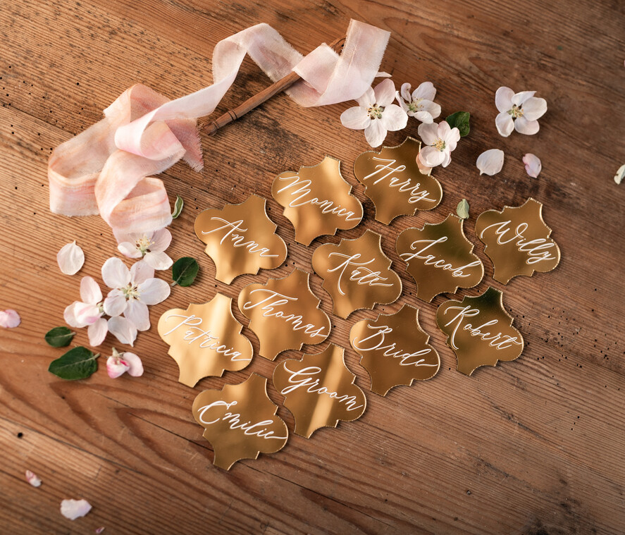 Winietki Eleganckie ręcznie robione winietki ślubne wizytówki dla gości weselnych, winietki na złotym lustrze, ekskluzywne winietki na ślub 10