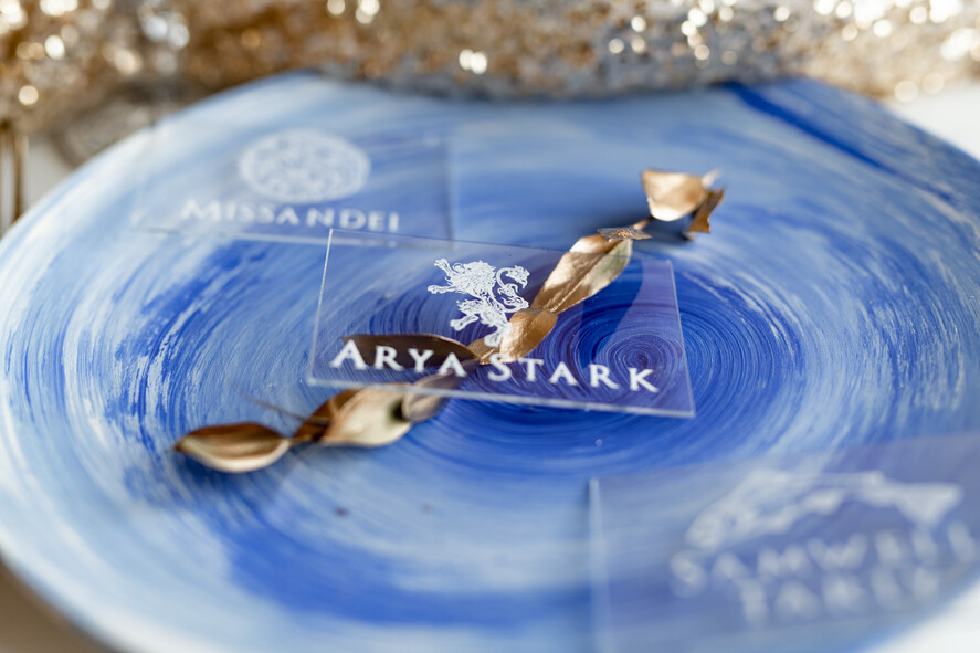 Winietki Eleganckie przeźroczyste winietki ślubne wizytówki dla gości weselnych idelane na wesele inspirowane Grą o Tron1