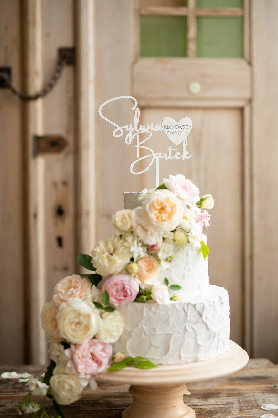 Figurki na tort / cake topper statuetki akryl personalizowany topper na tort weselny białe napisy 0