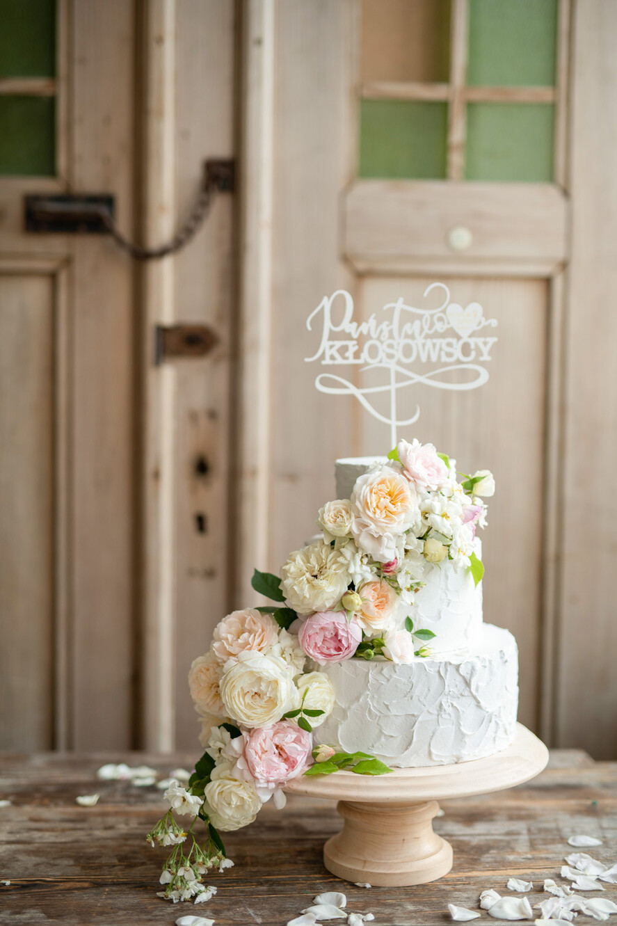 Figurki na tort / cake topper statuetki akryl personalizowany topper na tort weselny białe napisy akryl0