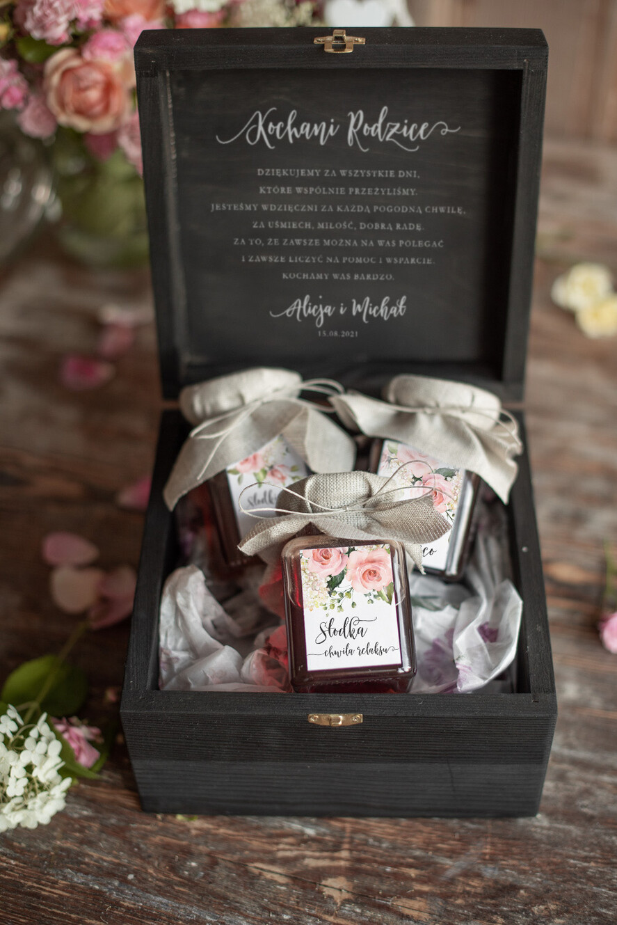 Prezenty, Podziękowania dla Rodziców Zestawy dla Rodziców w pudełku oryginalne podziękowania dla rodziców, zestaw grawerowana skrzynka karafka i kieliszki0