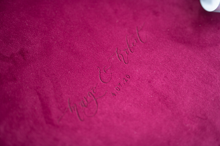 Albumy ślubne Pudełka na zdjęcia  album na zdjęcia  duży album szyte kartki aksamitna okładka z Waszymi imionami 17