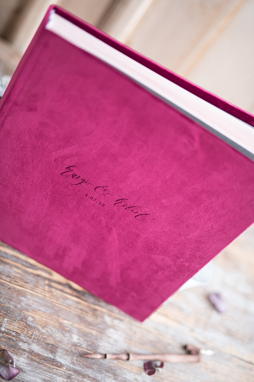Albumy ślubne Pudełka na zdjęcia  album na zdjęcia  duży album szyte kartki aksamitna okładka z Waszymi imionami 25