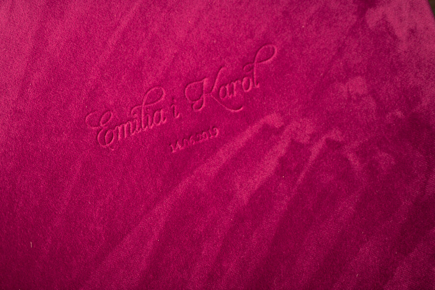 Albumy ślubne Pudełka na zdjęcia  album na zdjęcia  duży album szyte kartki aksamitna okładka z Waszymi imionami 4