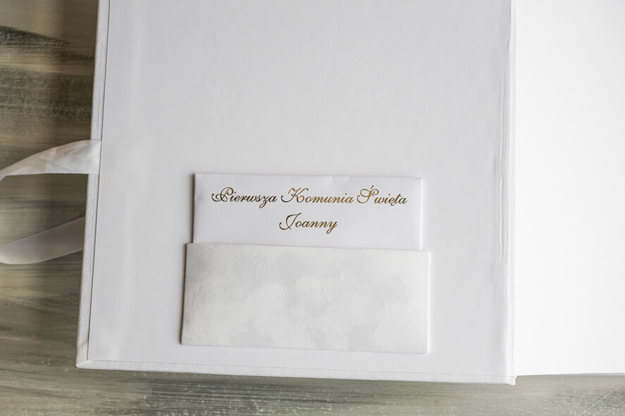 Albumy ślubne Pudełka na zdjęcia  album na zdjęcia  Pamiątka Pierwszej Komunii Świętej, Personalizowany Album na zdjęcia, Prezent na Pierwszą Komunię Świętą, Biały Welurowy Album na Zdjęcia13