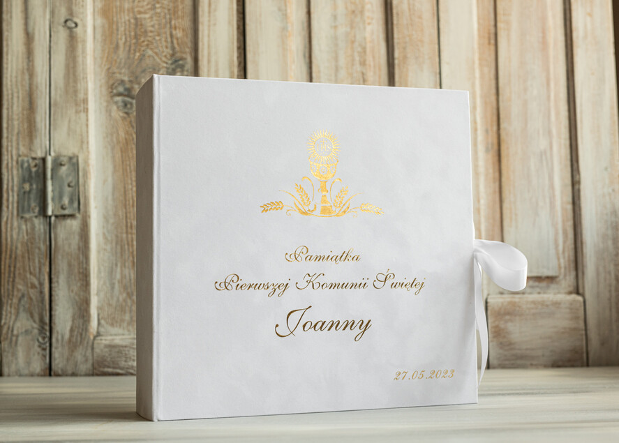 Albumy ślubne Pudełka na zdjęcia  album na zdjęcia  Pamiątka Pierwszej Komunii Świętej, Personalizowany Album na zdjęcia, Prezent na Pierwszą Komunię Świętą, Biały Welurowy Album na Zdjęcia0