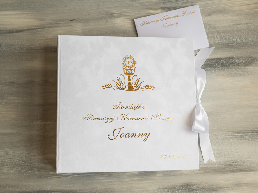 Albumy ślubne Pudełka na zdjęcia  album na zdjęcia  Pamiątka Pierwszej Komunii Świętej, Personalizowany Album na zdjęcia, Prezent na Pierwszą Komunię Świętą, Biały Welurowy Album na Zdjęcia7