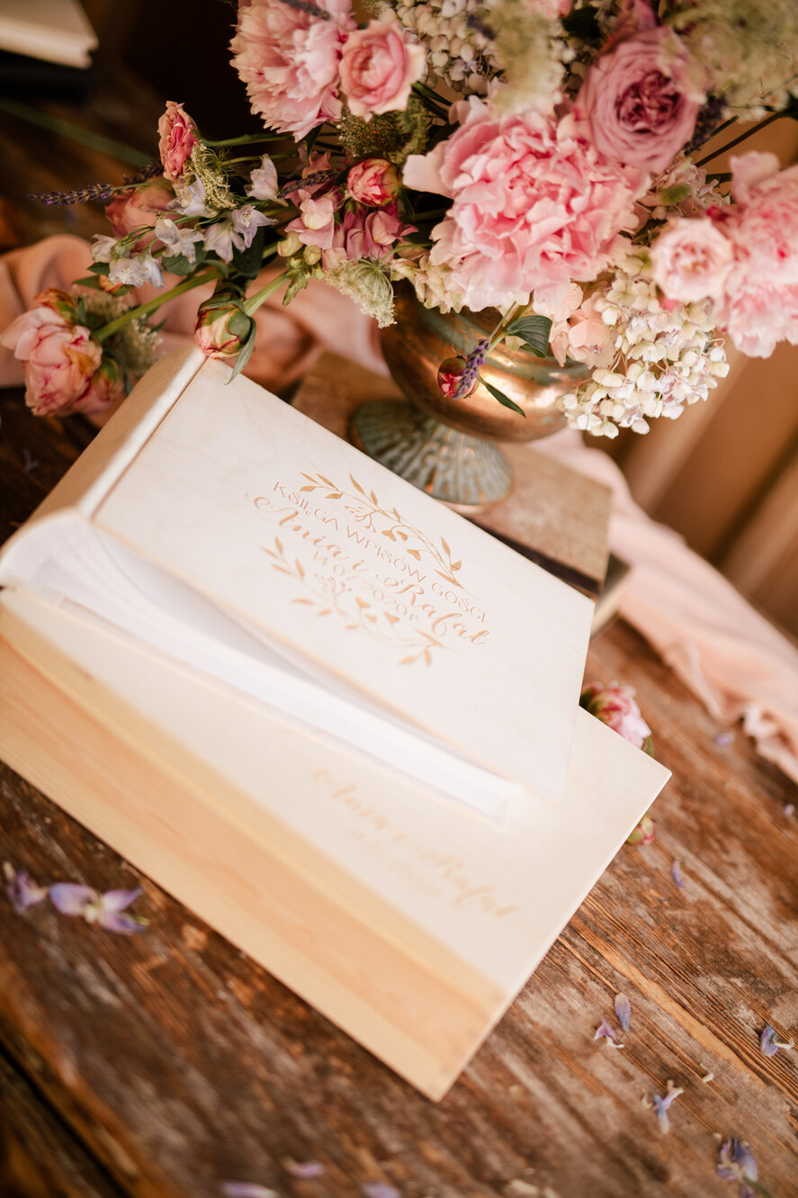 Albumy ślubne Pudełka na zdjęcia  album na zdjęcia  rustykalny drewniany album ślubny 2