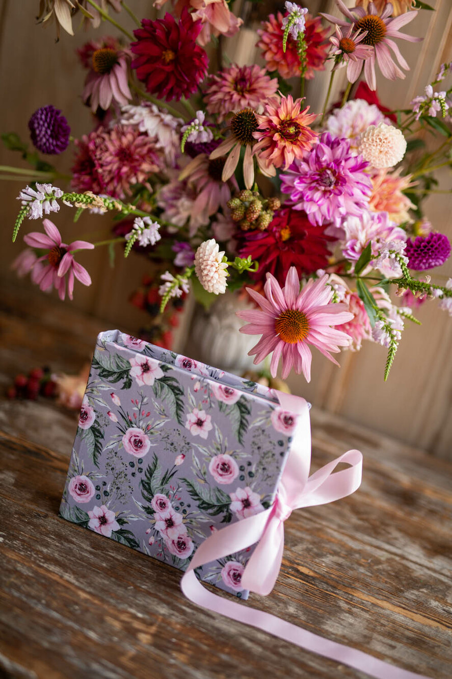 Albumy ślubne Pudełka na zdjęcia  album na zdjęcia  album ślubny na zdjęcia z fotobudki wybierz kolor kartek4