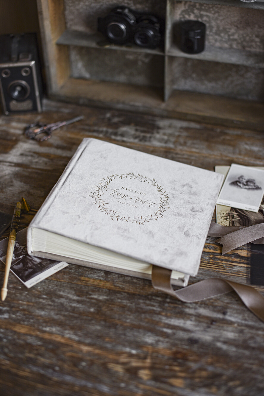 Albumy ślubne Pudełka na zdjęcia  album na zdjęcia  Welurowy Presonalizowany  album na zdjęcia Ślubne - Fotoalbum Ślubny w Pokrowcu Na zdjęcia z Instaxa Ankiety Ksiega wpisów6