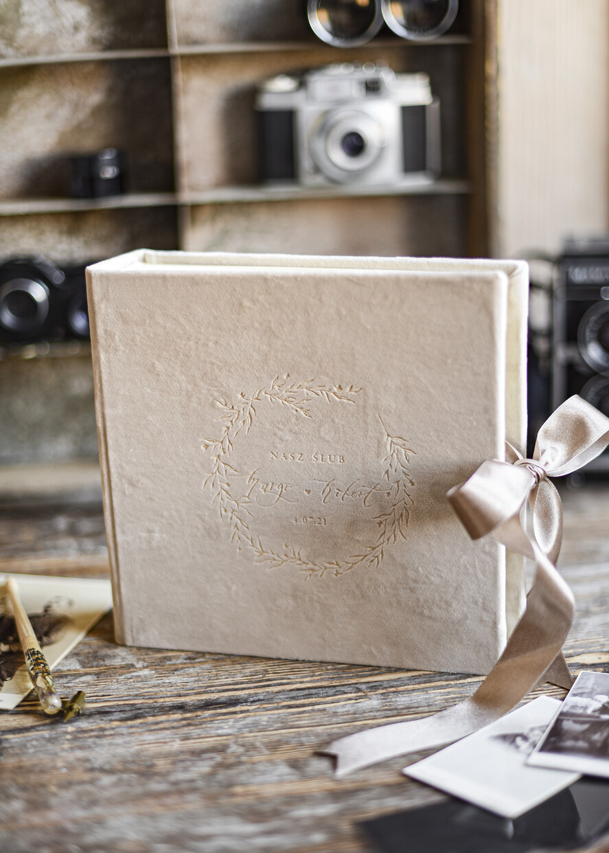 Albumy ślubne Pudełka na zdjęcia  album na zdjęcia  Welurowy Presonalizowany  album na zdjęcia Ślubne - Fotoalbum Ślubny w Pokrowcu Na zdjęcia z Instaxa Ankiety Ksiega wpisów19