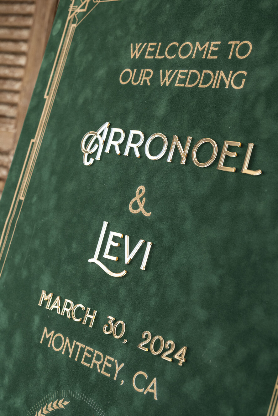 Plany stołów Glamour welurowe plansza powitanie gości i plan stołów w jednym, złote lub srebrne napisy elegenckie6