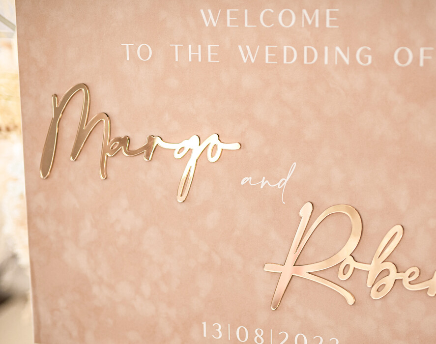 Plany stołów Glamour welurowe tablica powitalna slubna glamour, elegancka welurowa plansza powitanie gości na Weselu, rama powitanie na weselu2