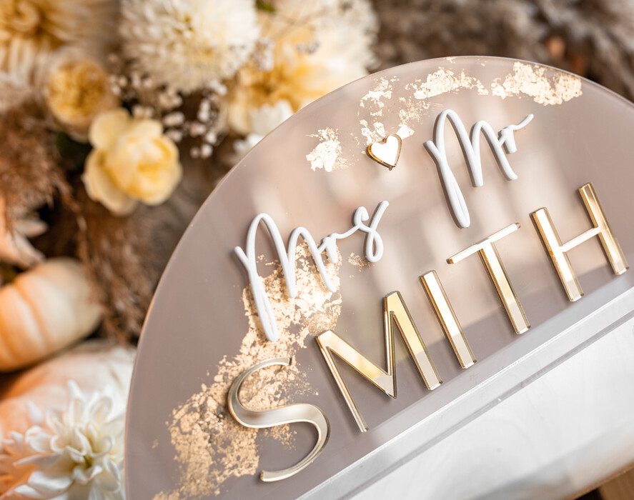 Numery na stół Akryl Stojak z numerkiem na stół Pary Młodej, tabliczka na stól Pary Mlodej, akrylowy numerek na stół weselny tabliczka na stół weselny w stylu glamour6