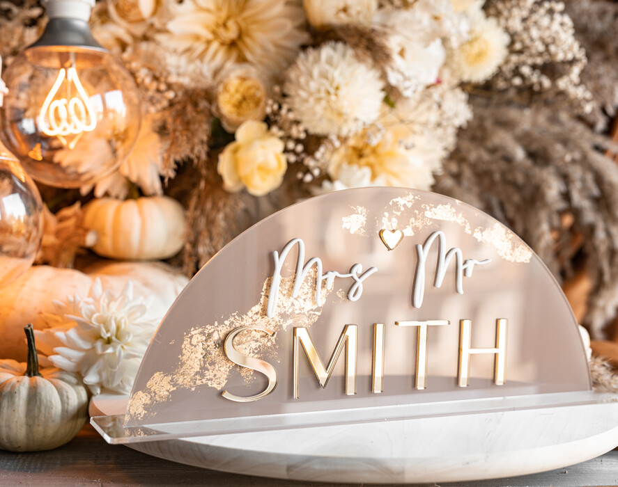 Numery na stół Akryl Stojak z numerkiem na stół Pary Młodej, tabliczka na stól Pary Mlodej, akrylowy numerek na stół weselny tabliczka na stół weselny w stylu glamour0