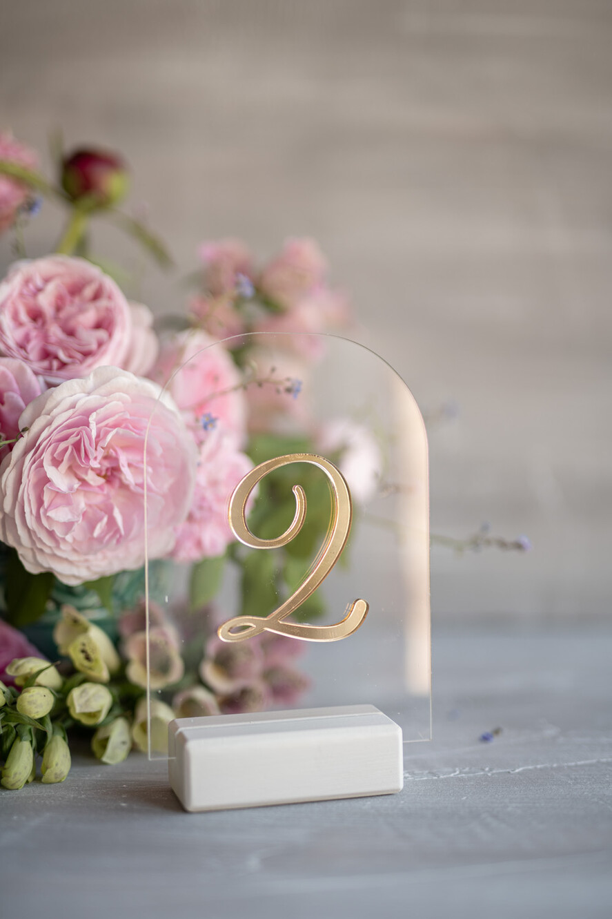 Numery na stół Akryl numery na stoły weselne, nowoczesny pomysł7