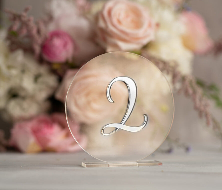 Numery na stół Akryl numerki na stoliki ślubne przezroczyste najpiekniejsze eleganckie  numerki na stoliki ślubne srebrne lustro1