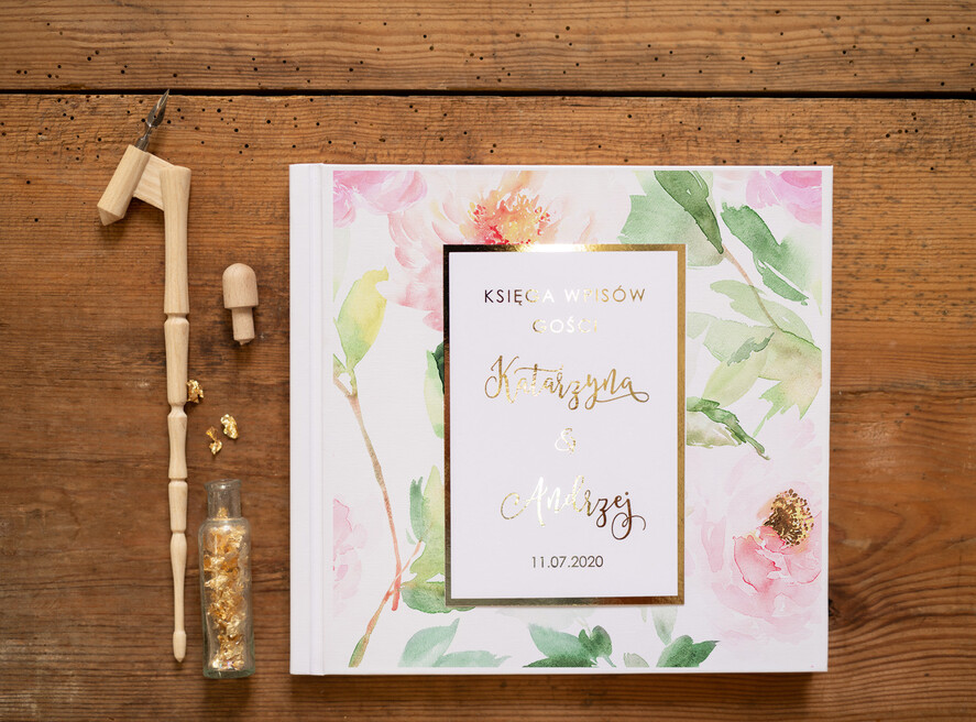 Księgi wpisów gości glamour księga gości weselnych czarne kartki do wyboru, elegancka zlota wasze imiona i data0