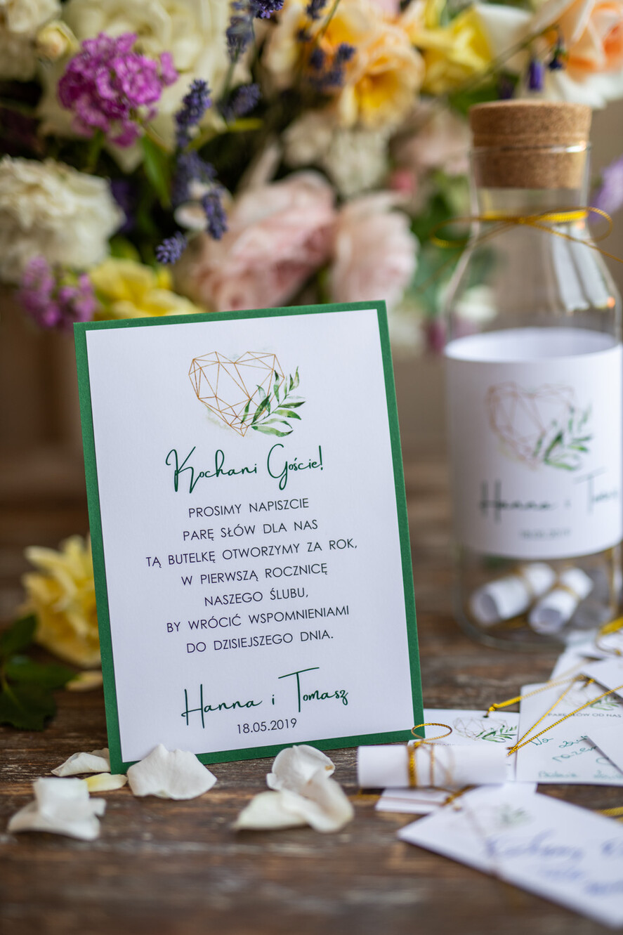 Księgi wpisów gości glamour ksiega gosci wesenych personalizowana, elegancka zlota wasze imiona i data2