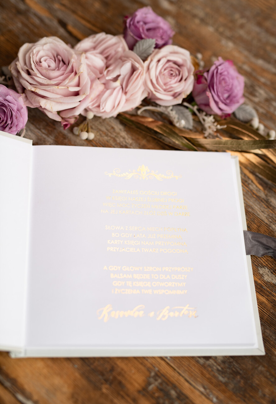Księgi wpisów gości glamour ślubna księga gości weselnych złocone tłoczone wasze imiona i data14