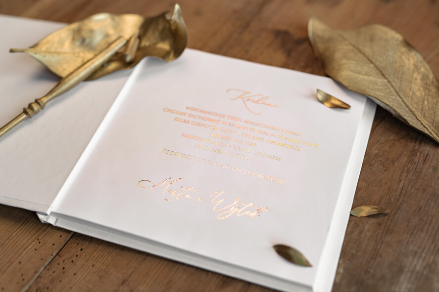 Księgi wpisów gości glamour pamiątkowa księga wpisów gości z kwiatową grafiką w zielonych kolorach 9