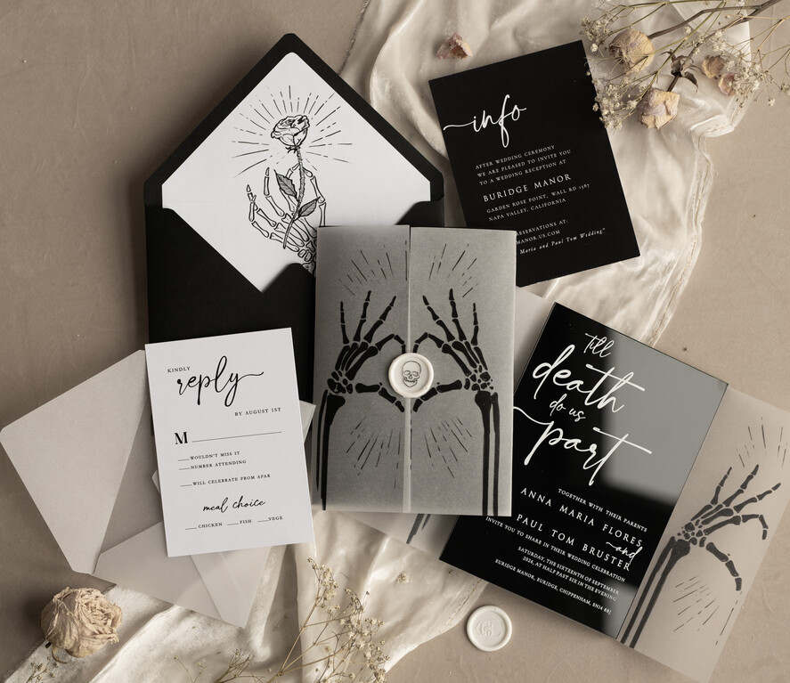 Zaproszenia ślubne Indywidualne nietypowe zaproszenia ślubne, czarne zaproszenia na ślub, zaproszenia ślubne z kościotrupem, nowoczesne czarne zaproszenia slubne 7