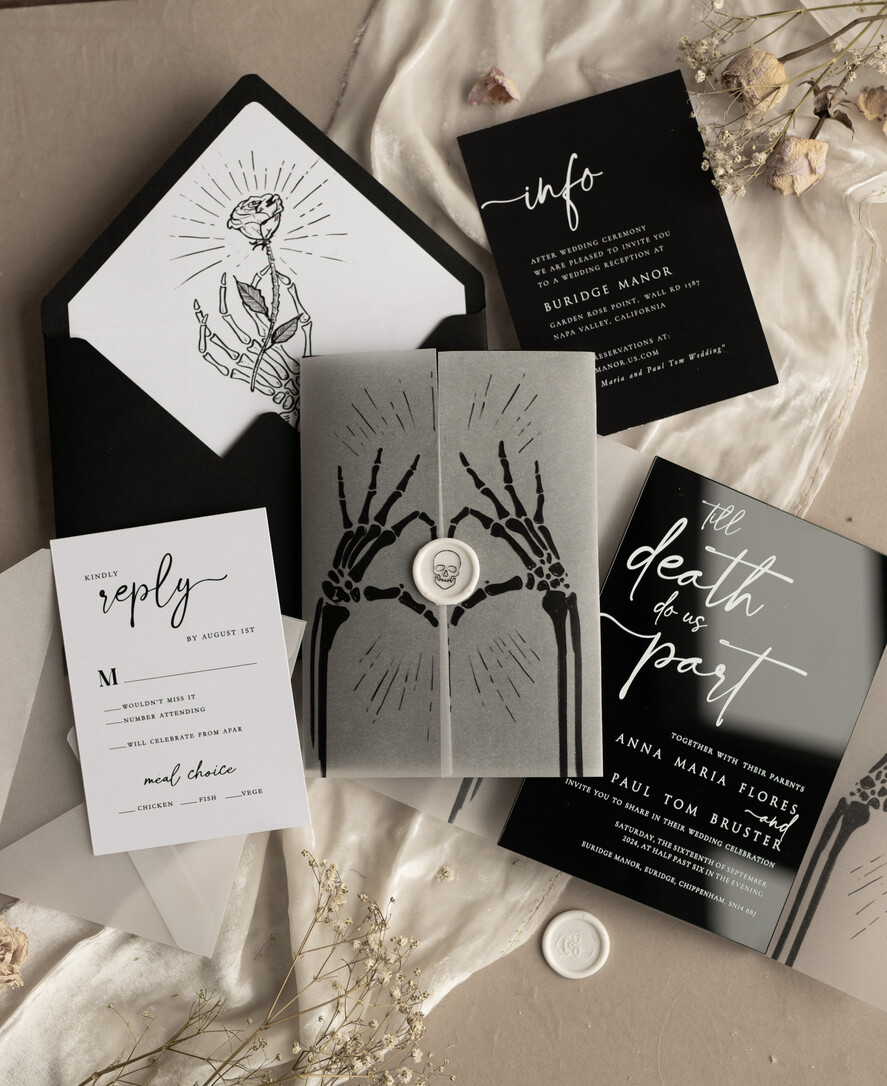 Zaproszenia ślubne Indywidualne nietypowe zaproszenia ślubne, czarne zaproszenia na ślub, zaproszenia ślubne z kościotrupem, nowoczesne czarne zaproszenia slubne 8