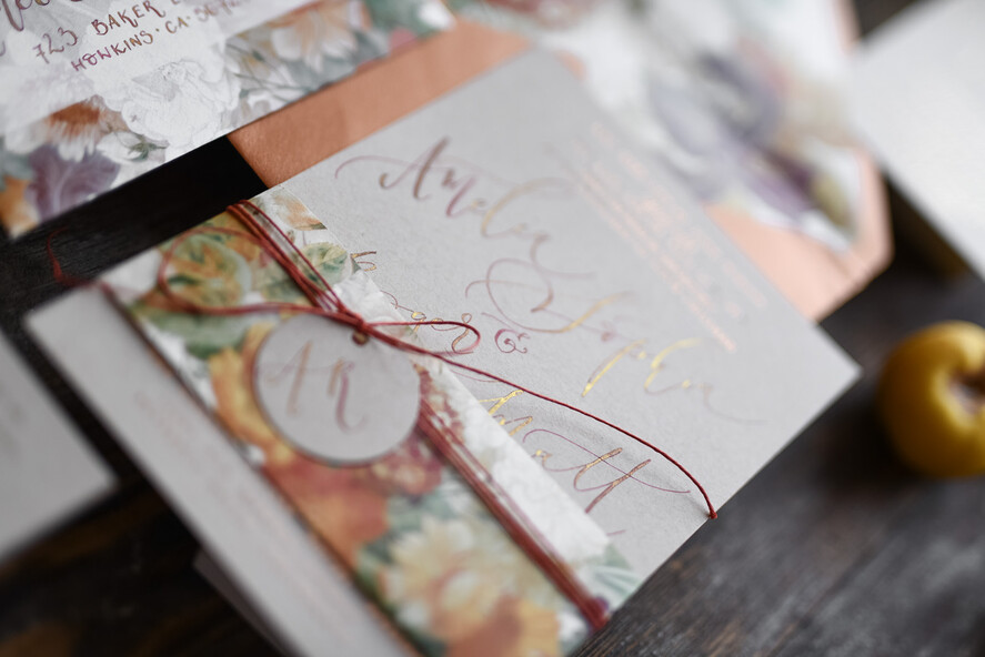 Zaproszenia ślubne Indywidualne kaligrafowane zaproszenia na ślub złote litery wesele glamour8