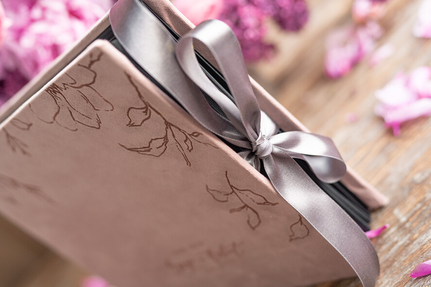 Księgi wpisów gości welurowe średni welurowy album na zdjęcia i księga wpisów gości na zdjęcia z fotobudki i polaroidy   2