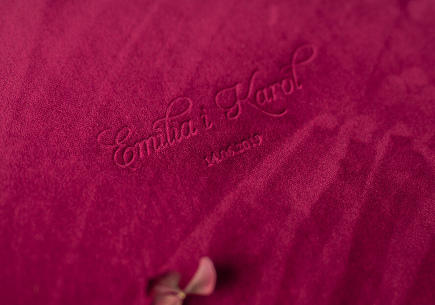 Księgi wpisów gości welurowe duża welurowa księga gości glamour na wesele zdjęcia z fotobudki i polaroidy kolorowe kartki, duza ksiega wpisow gosci 8