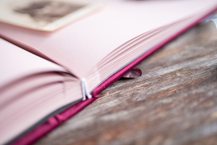 Księgi wpisów gości welurowe duża welurowa księga gości glamour na wesele zdjęcia z fotobudki i polaroidy kolorowe kartki, duza ksiega wpisow gosci 20