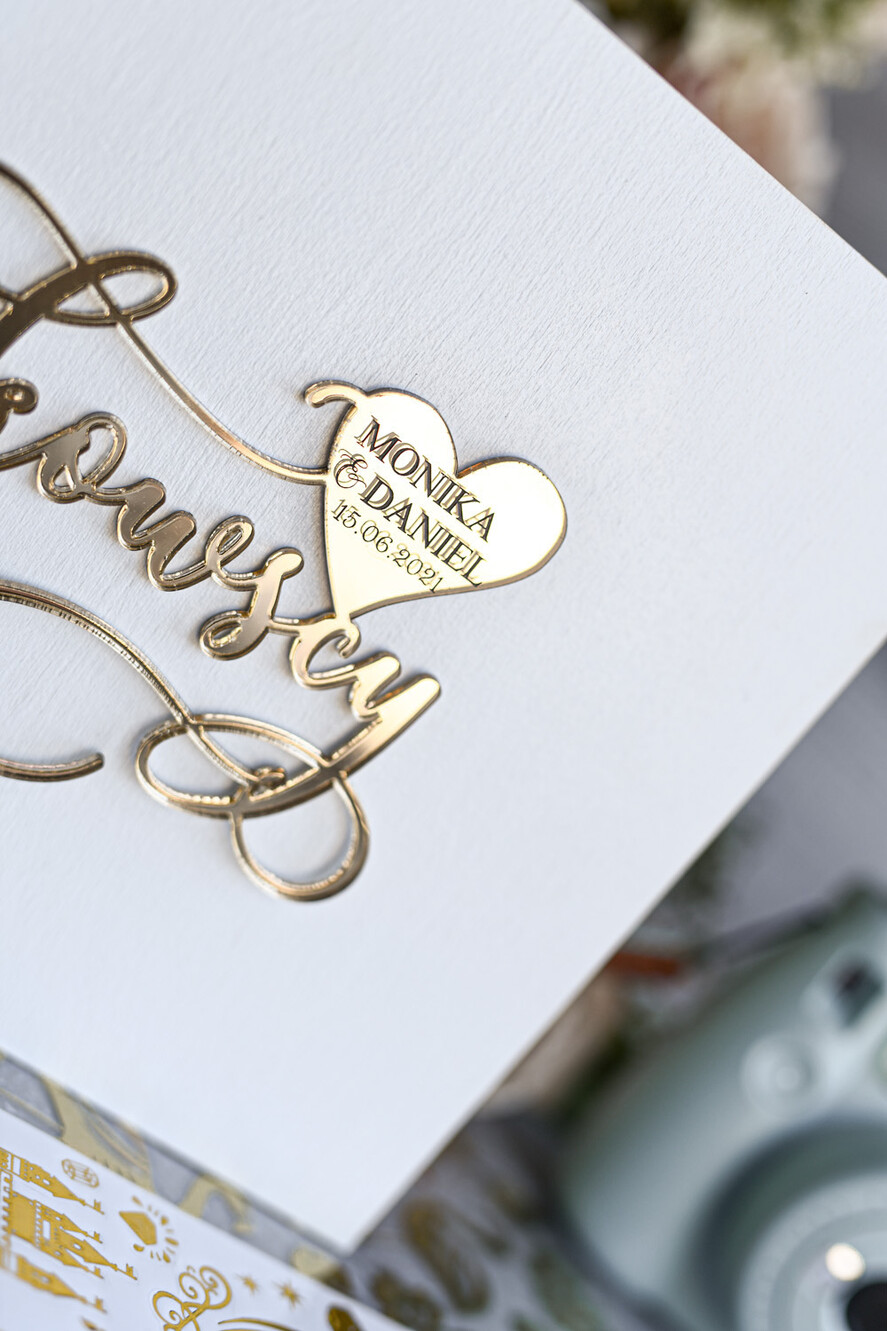 Księgi wpisów gości welurowe album ślubny do wpisów gości weslnych na fotki z instaxa i fotobudki napisy złote lustro8