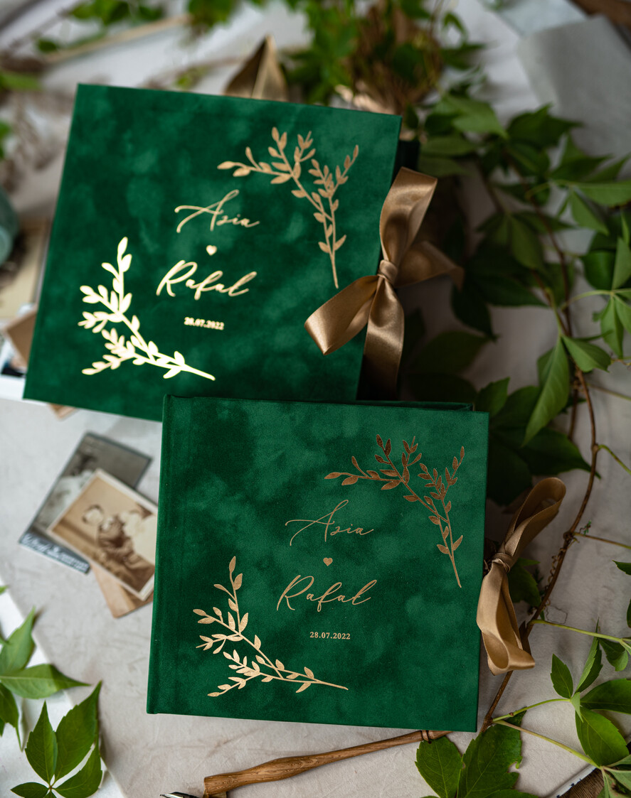 Księgi wpisów gości welurowe pamiątkowa księga gości weselnych w pudełku, weselena księga wpisów gości zielona ze złotym, welurowa księga wpisów w pudełku, szmaragdowy i zlota okładka 7