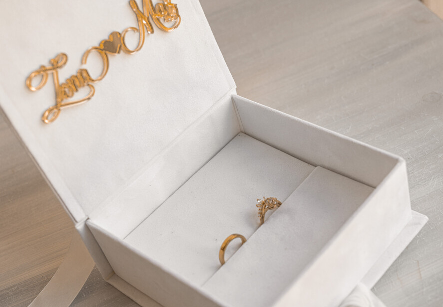 Księgi wpisów gości welurowe Szybka Wysyłka zestaw na wesele księga wpisów gości szkatułka na obrączki kopertówka, biały welurowy zestaw na wesele złote litery 13